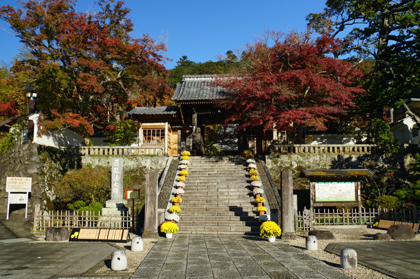 修善寺温泉のシンボル・修禅寺